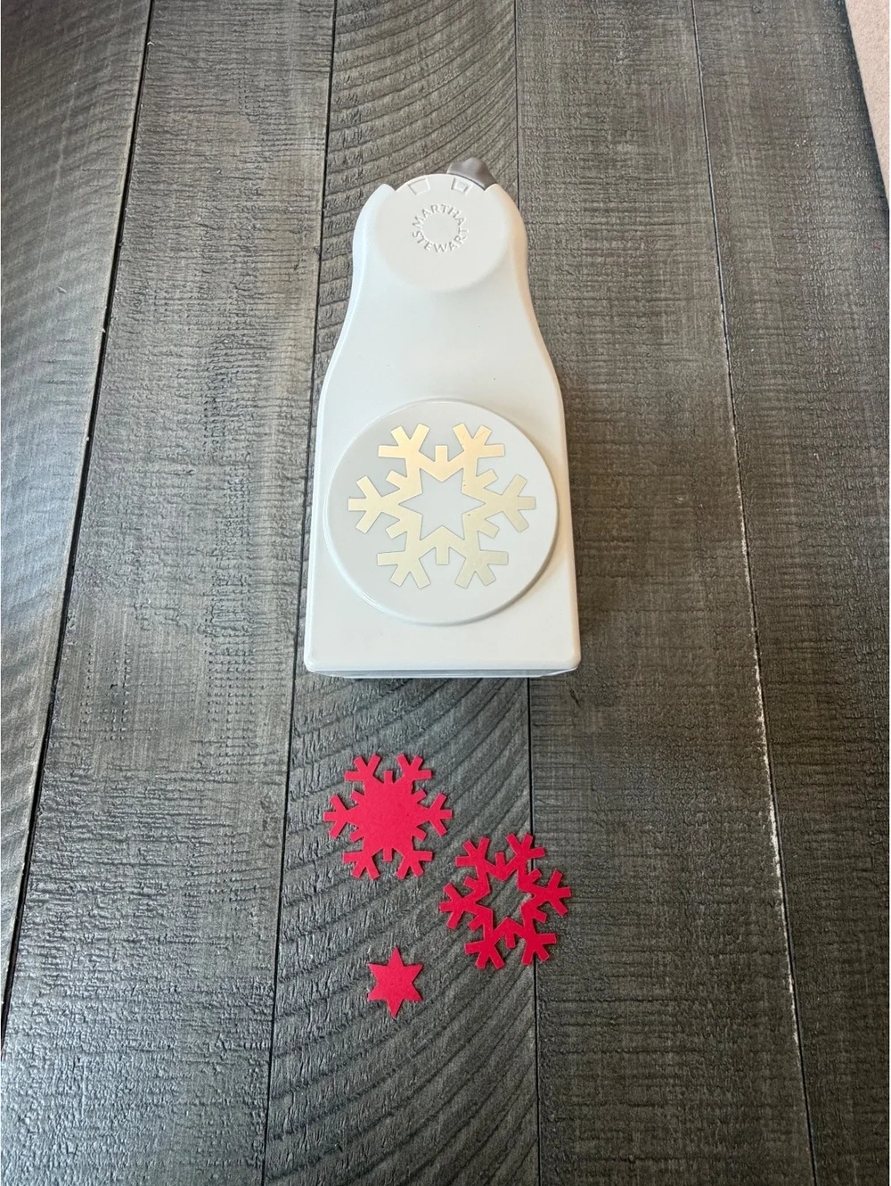 Martha Stewart Geometric Snowflake Layering 2 in 1 Shape Punch